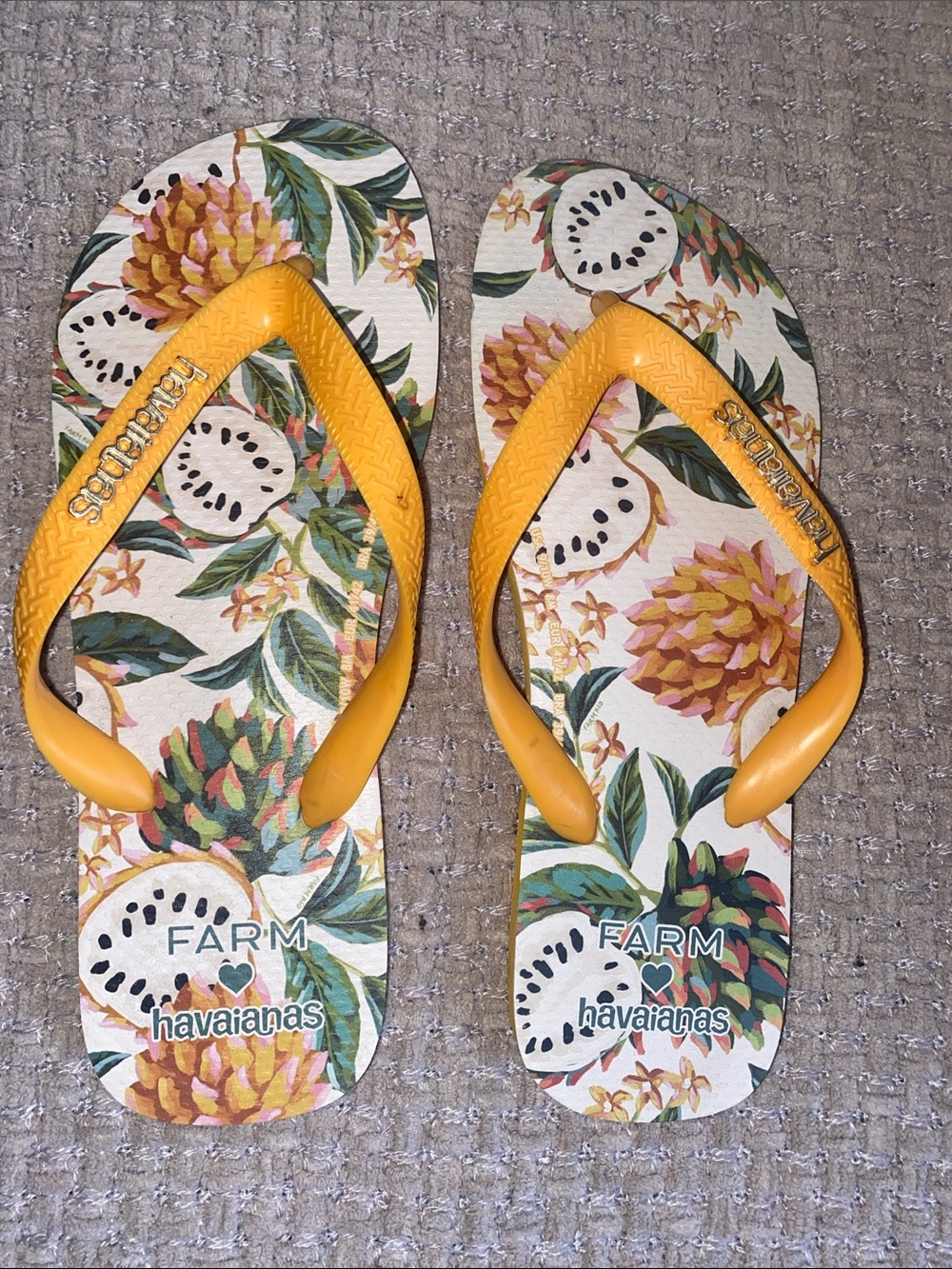 FARM Rio Yellow Floral Print Sandals by Havaianas